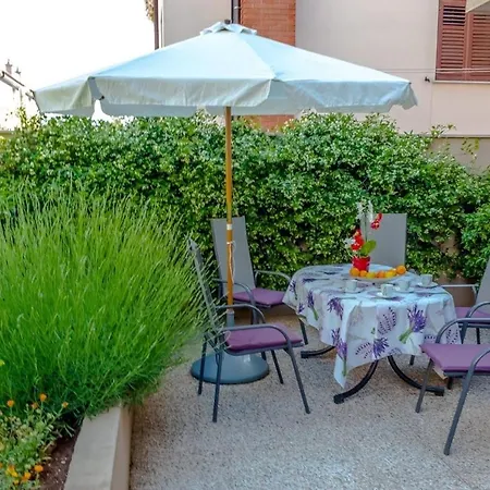 Apartment Pula, Istia 9 *